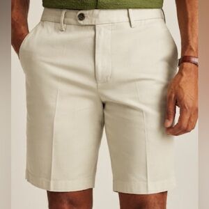 Bonobos Italian Stretch Chino Shorts 32” x 7 In” Slim in Grey Beige